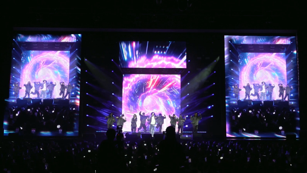 시우민 팬콘서트 CL (11).png